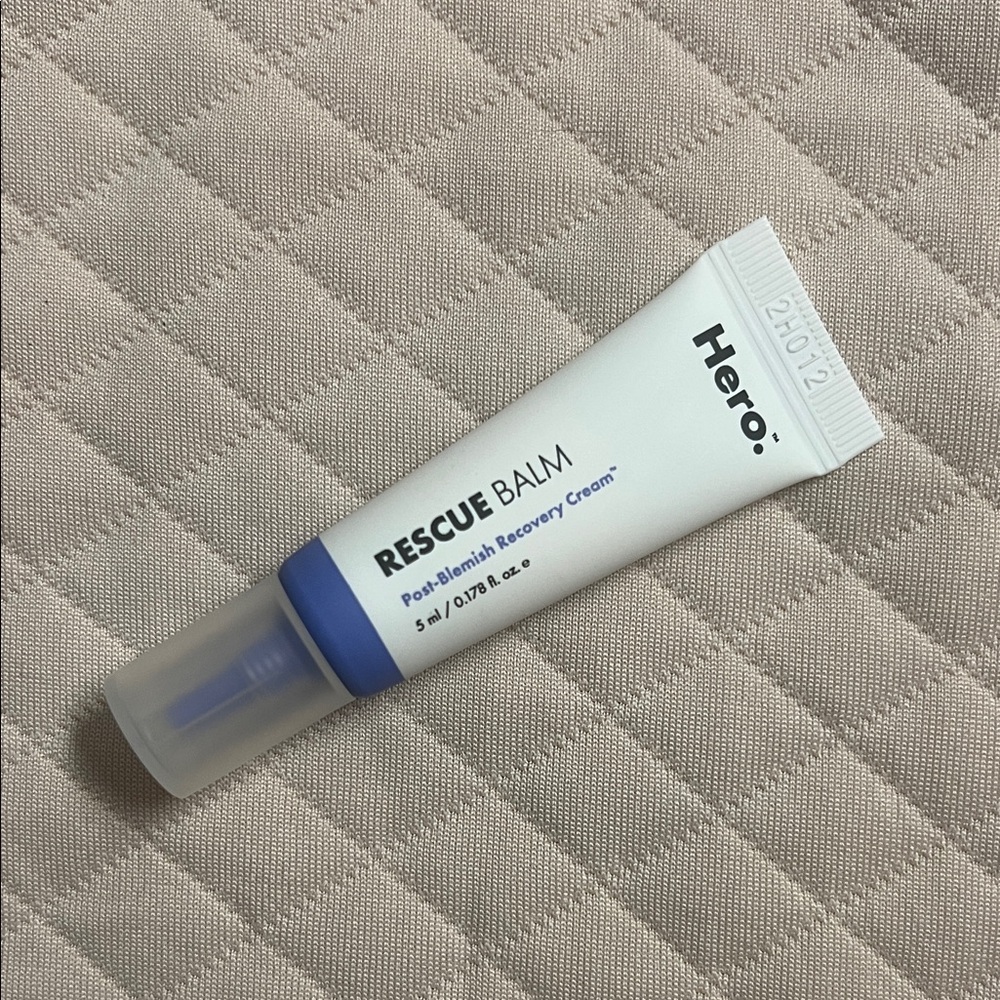 Hero Rescue Balm Post-Blemish Recovery Cream